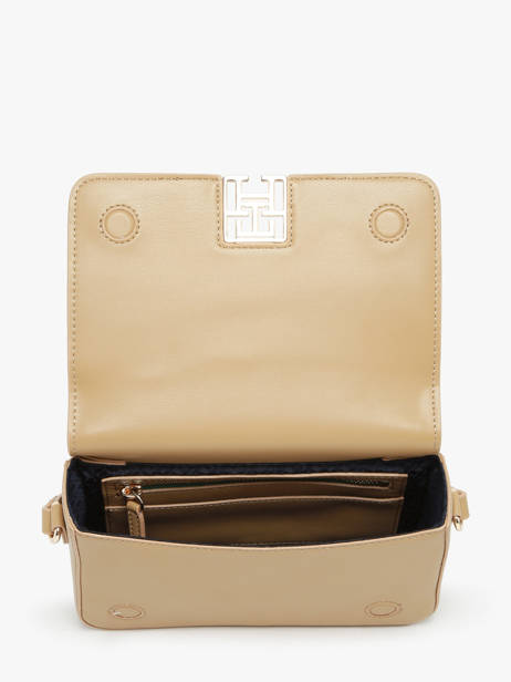 Cross Body Tas Th Reset Tommy hilfiger Beige th reset AW16298 ander zicht 3