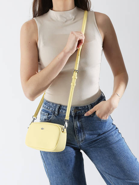 Cross Body Tas Daily City Lacoste Geel daily city NF4755DZ ander zicht 1