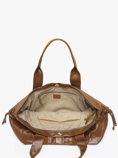 Schoudertas Ep11 Mila louise Bruin ep11 20204E11 ander zicht 3